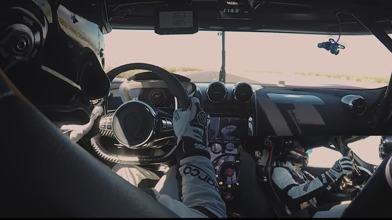 Το αδιανόητο ρεκόρ ταχύτητας των 457,94 χλμ./ώρα μέσα από την καμπίνα